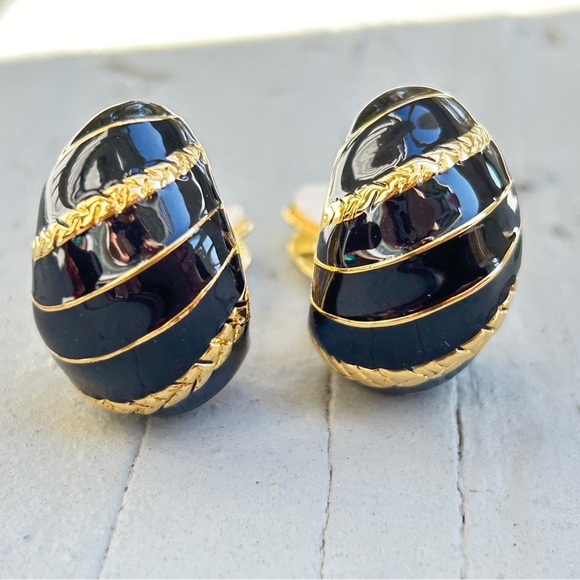 BOGO Vintage QVC Joan Rivers Classics Collection “Nautical J Hoop” Clip Earrings - Picture 7 of 12